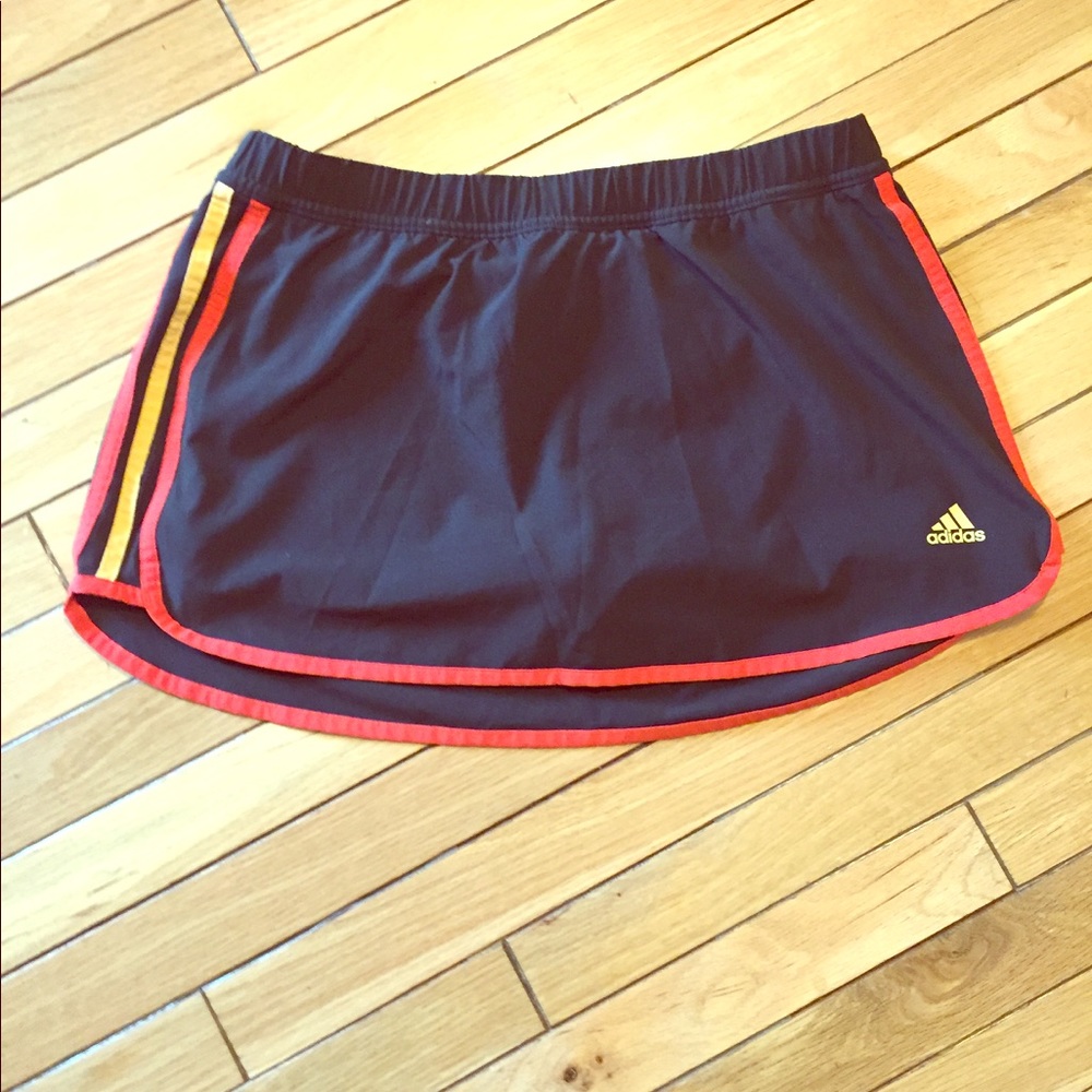 Adidas Black & Red Athletic Skort. SZ Med like new